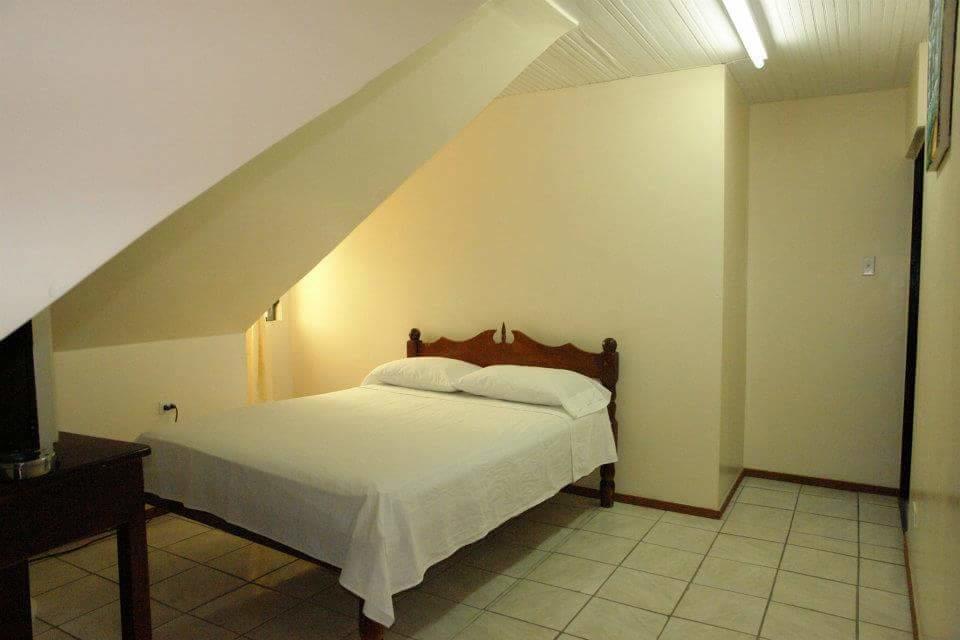 Sea Breeze Guest House Belize City Exterior photo