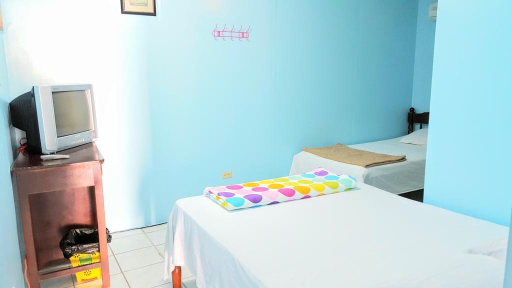 Sea Breeze Guest House Belize City Exterior photo